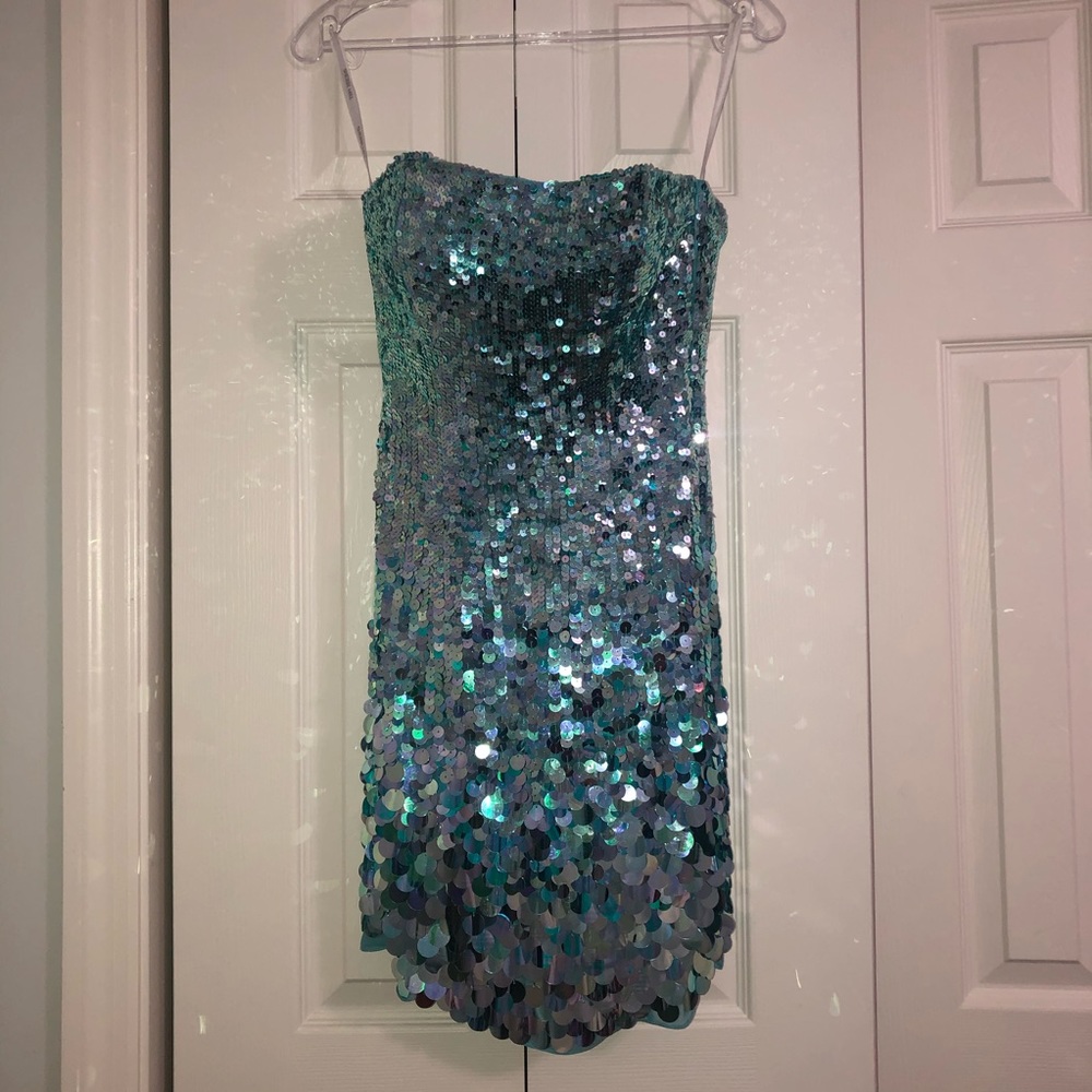 Sherri Hill blue sequin dress/ short.